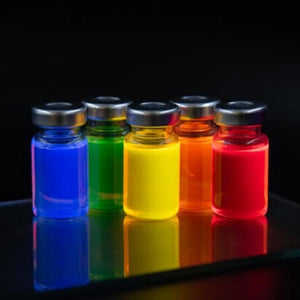 High efficiency water soluble cadmium selenide zinc sulfide (CdSe/ZnS) core-shell quantum dots in vials