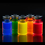 High efficiency water soluble cadmium selenide zinc sulfide (CdSe/ZnS) quantum dots with amine NH2 ligands in vials